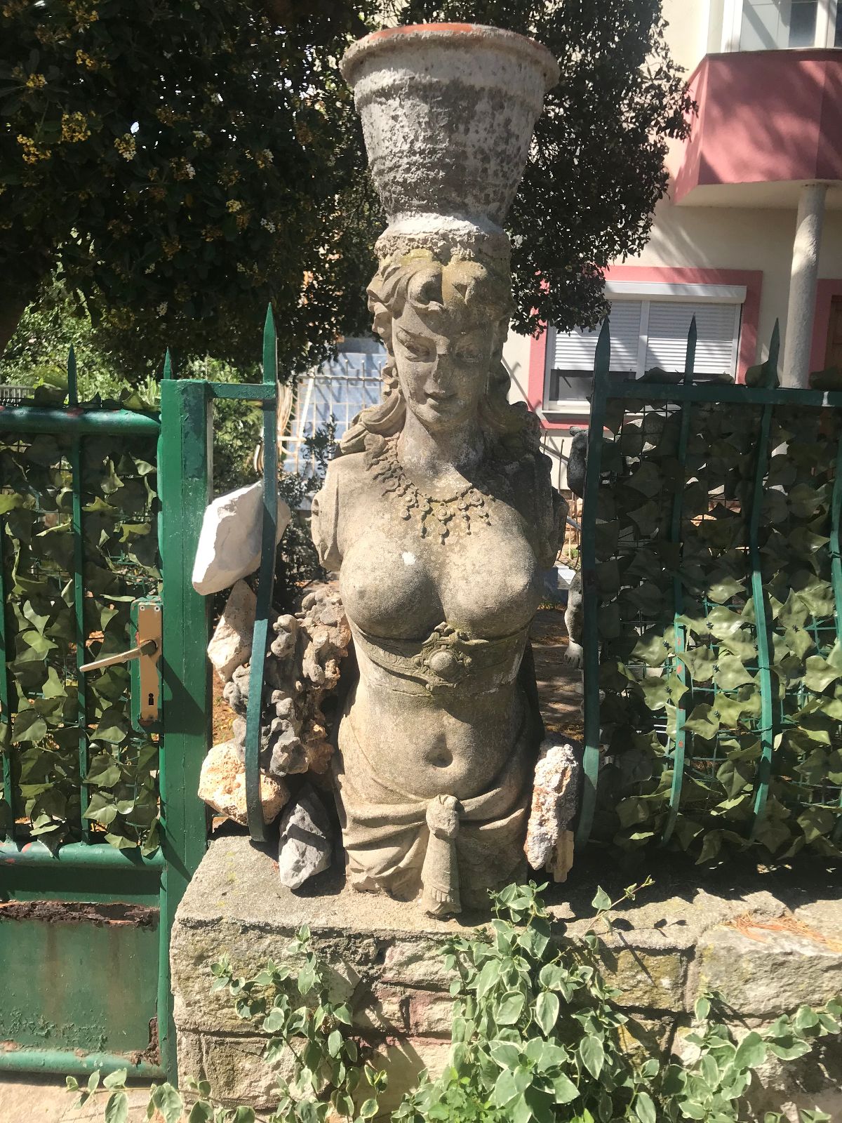 zu Fuß in Zadar unterwegs